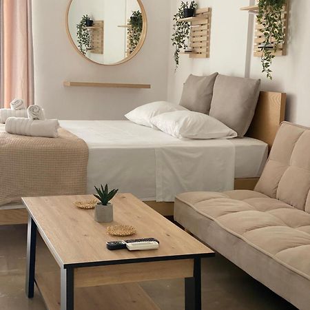 The Lemon Breeze Studio Толон Екстериор снимка