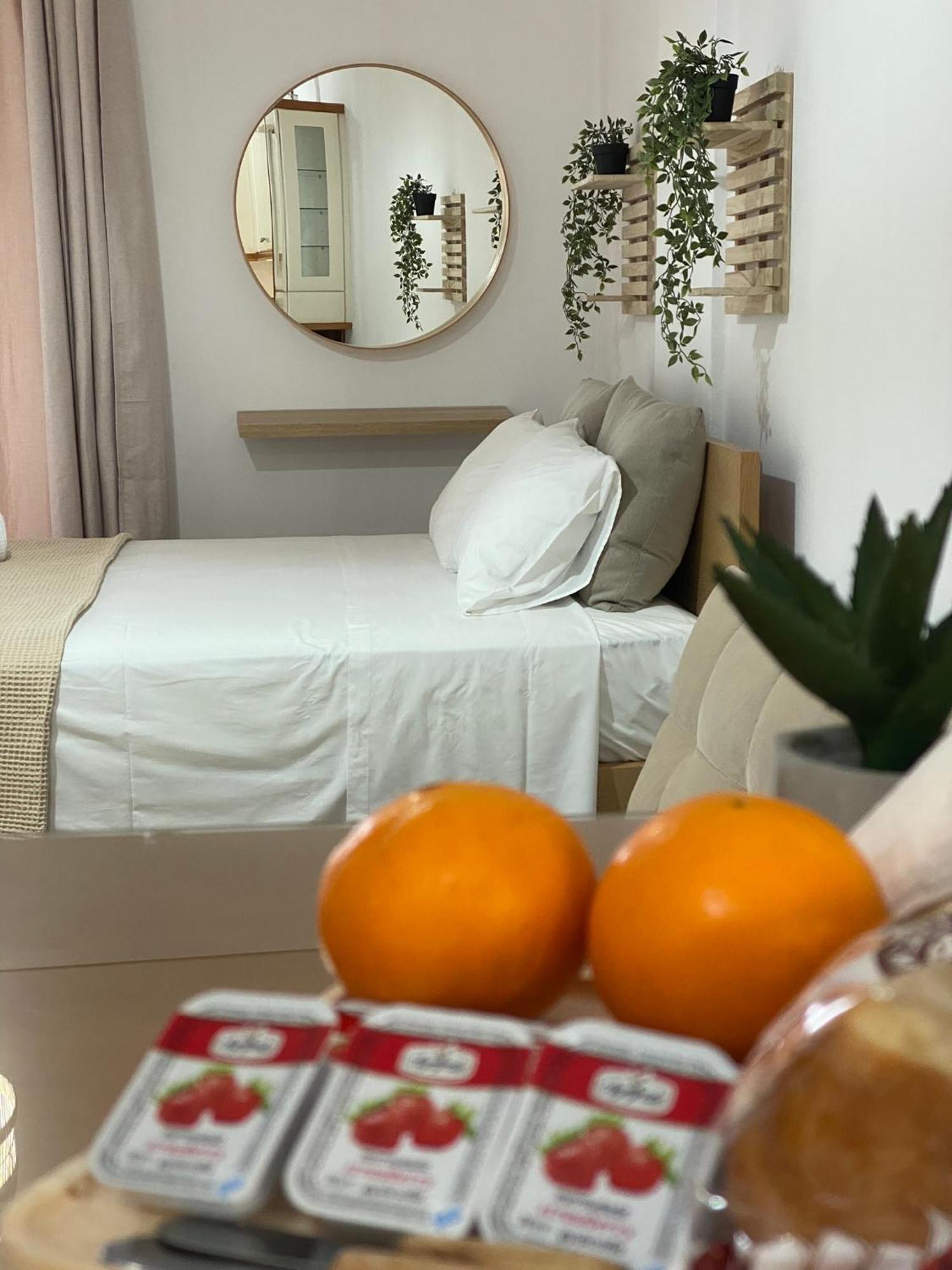 The Lemon Breeze Studio Толон Екстериор снимка